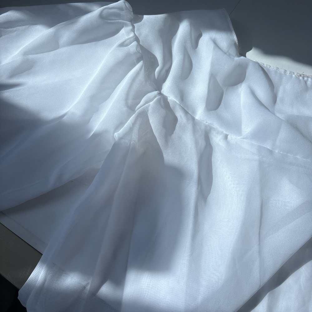 White Blouse - Picture 5 of 6